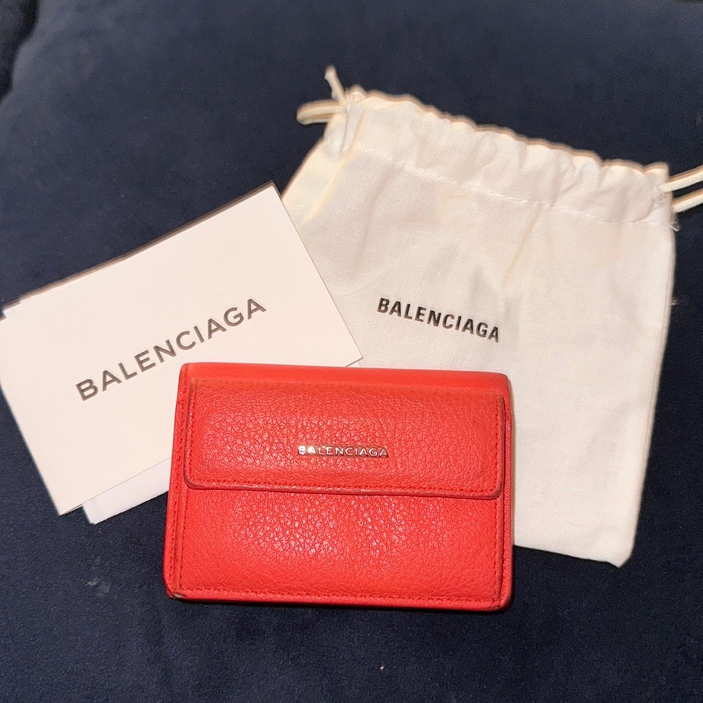 Balenciaga trifold wallet GUC with COA